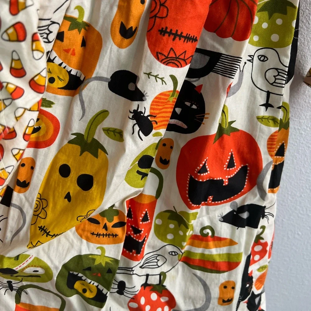 Jelly the Pug Halloween dress size 14‎